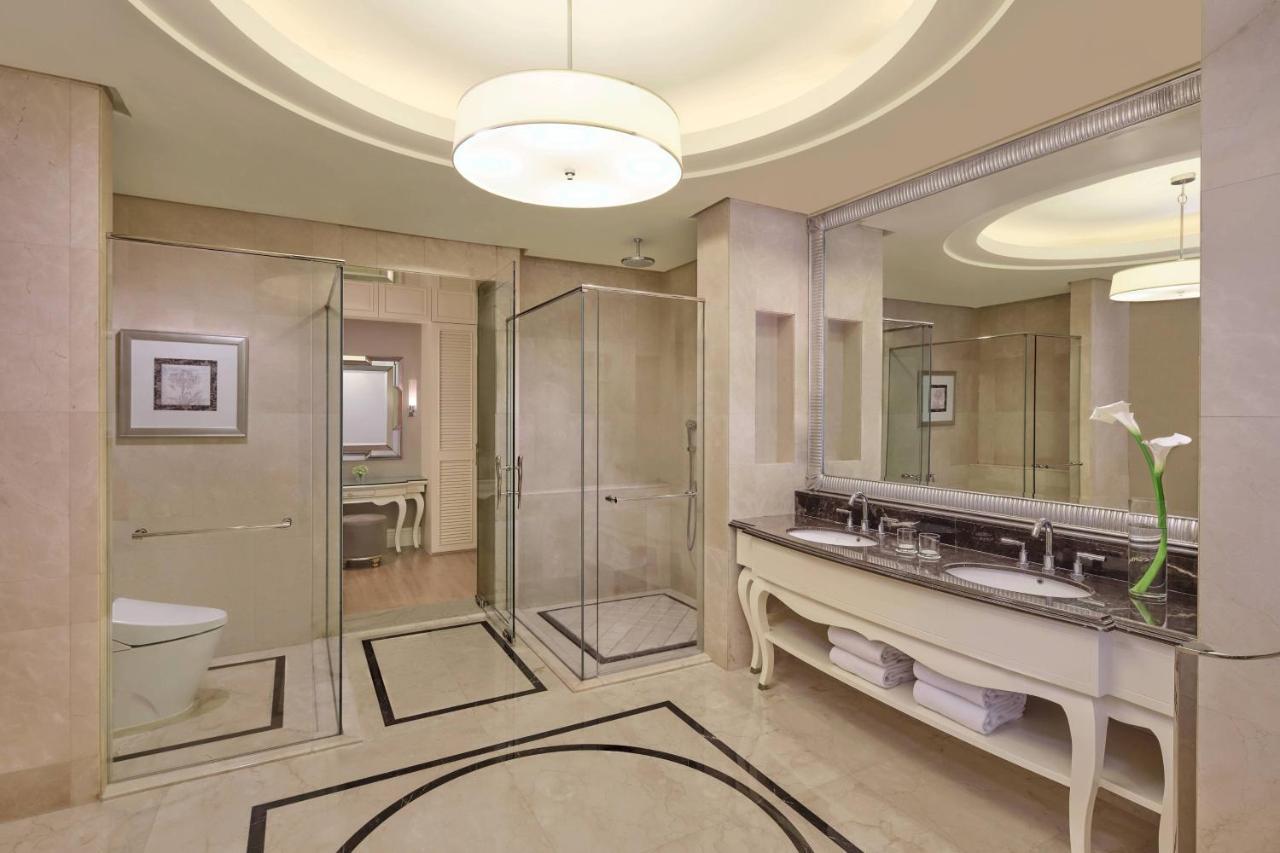 The Ritz-Carlton Jakarta, Pacific Place Extérieur photo