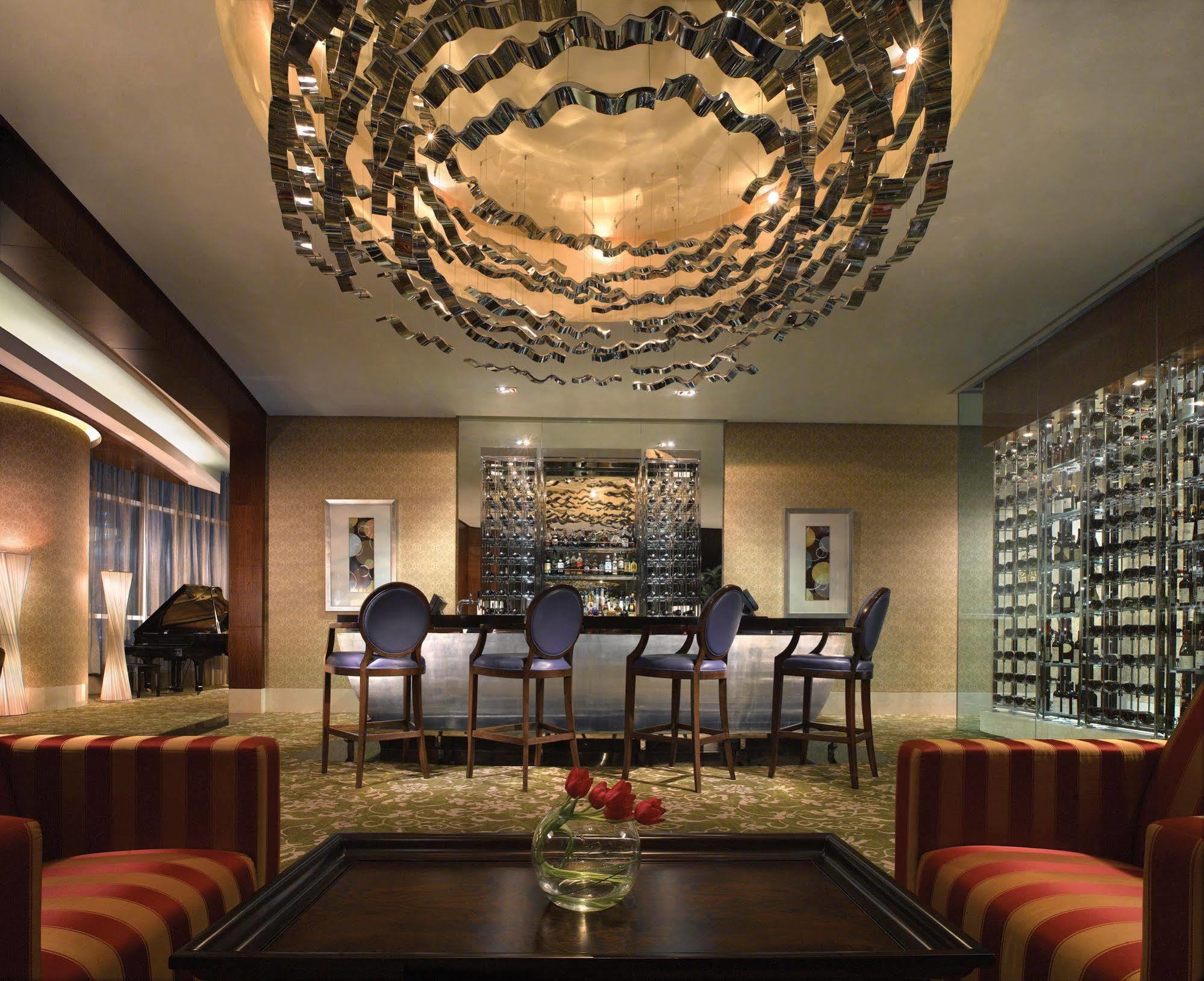 The Ritz-Carlton Jakarta, Pacific Place Extérieur photo