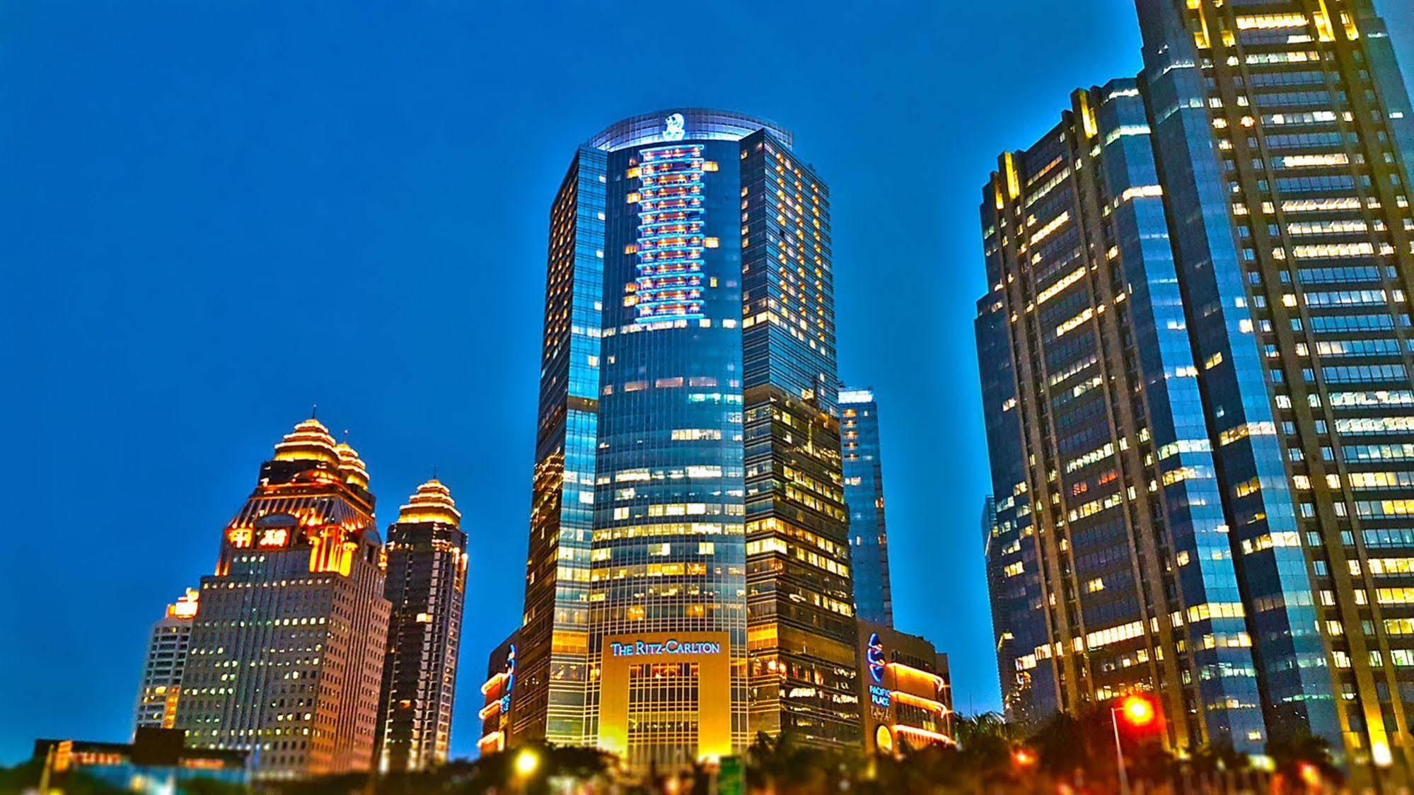 The Ritz-Carlton Jakarta, Pacific Place Extérieur photo