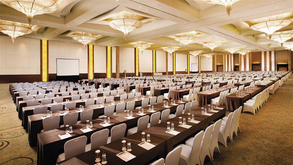 The Ritz-Carlton Jakarta, Pacific Place Extérieur photo